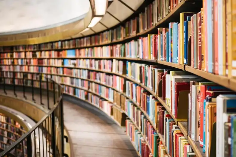 Library digital signage ideas and examples