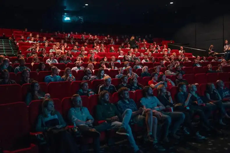 Screenly is a powerful platform to communicate your message to your visitors in your cinema.